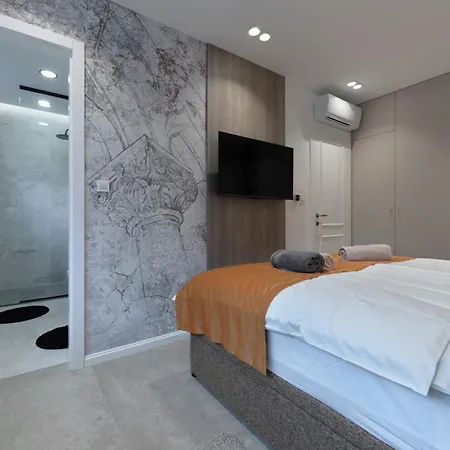 Rina - Old Town Apartment *